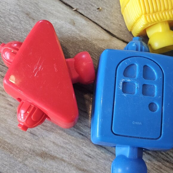 90s Y2K Fisher Price Pop Onz Building System 27 Pieces Animals Car Doors Shapes - Picture 14 of 14